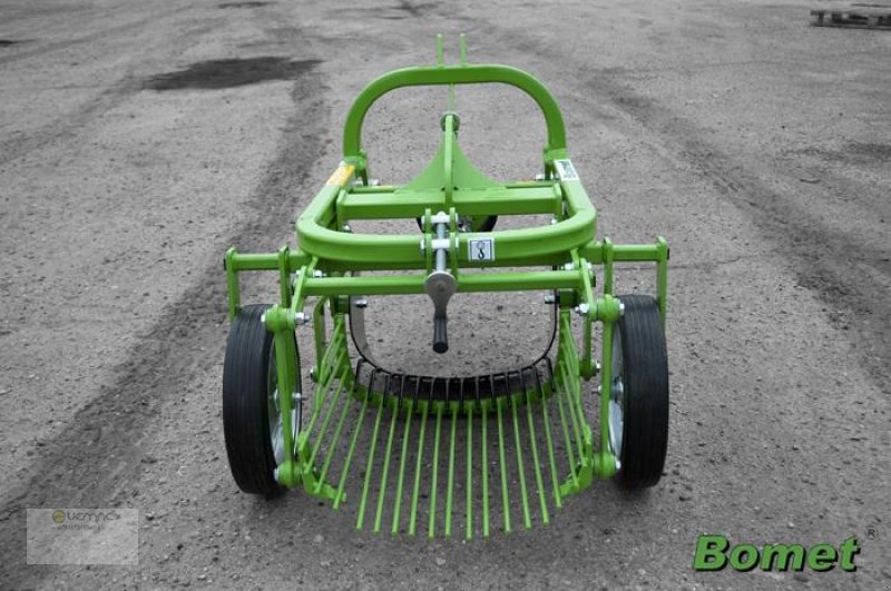 Kartoffelroder des Typs BOMET Z655/1 Kartoffelroder Roder Kartoffel Schwingsiebroder NEU, Neumaschine in Sülzetal OT Osterweddingen (Bild 2)