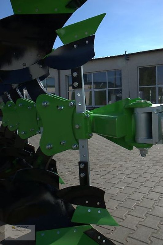 Pflug des Typs BOMET Drehpflug U064/2  4 Schar 0,30-0,38-0,45m Körperbreite, Neumaschine in Sülzetal OT Osterweddingen (Bild 3)