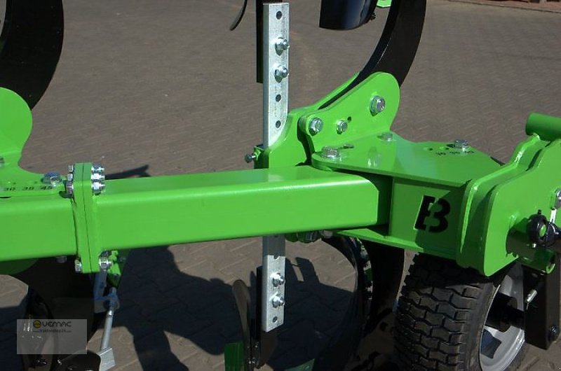 Pflug des Typs BOMET Drehpflug U064/2  4 Schar 0,30-0,38-0,45m Körperbreite, Neumaschine in Sülzetal OT Osterweddingen (Bild 5)