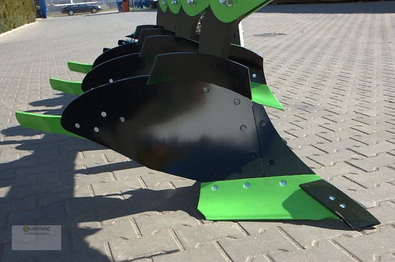 Pflug des Typs BOMET Drehpflug U064/2  4 Schar 0,30-0,38-0,45m Körperbreite, Neumaschine in Sülzetal OT Osterweddingen (Bild 8)