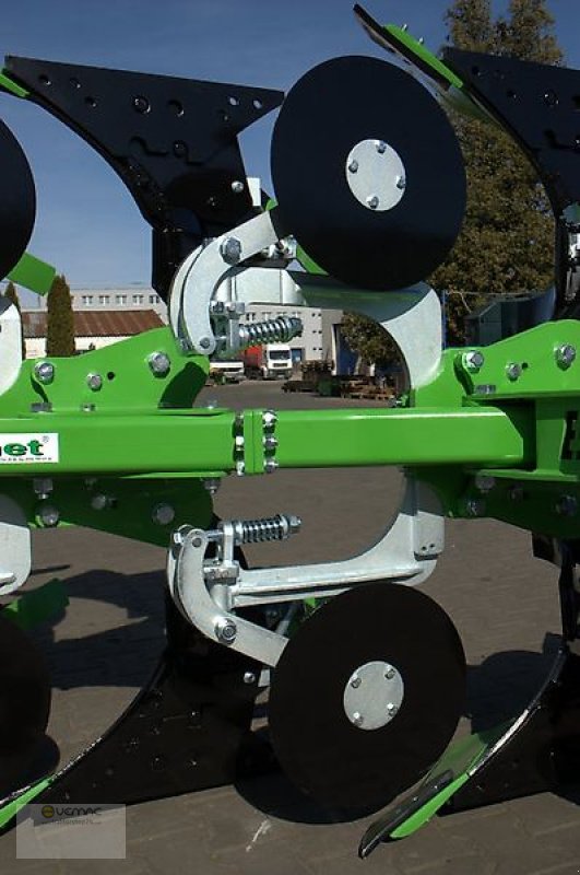 Pflug des Typs BOMET Drehpflug U064/2  4 Schar 0,30-0,38-0,45m Körperbreite, Neumaschine in Sülzetal OT Osterweddingen (Bild 2)