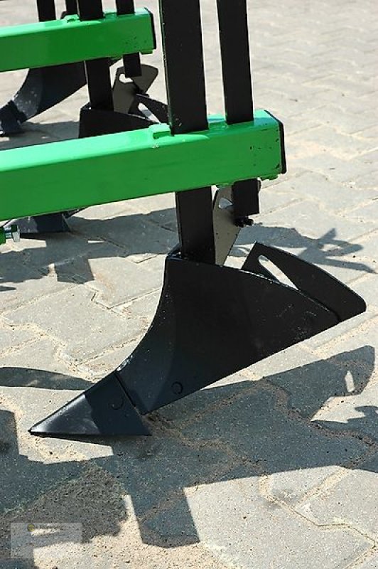 Dammformer des Typs BOMET Häufler Kartoffelhäufler Häufelpflug Häufelgerät P475 NEU, Neumaschine in Sülzetal OT Osterweddingen (Bild 3)