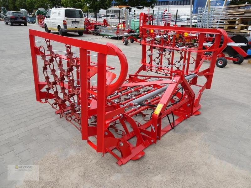 Wiesenegge des Typs Vemac WKJ6 6m Wiesenstriegel Wiesenschleppe Striegel Schleppe NEU, Neumaschine in Sülzetal OT Osterweddingen (Bild 4)