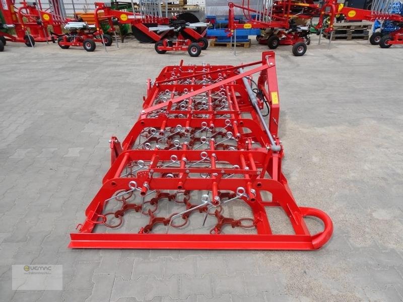 Wiesenegge des Typs Vemac WKJ6 6m Wiesenstriegel Wiesenschleppe Striegel Schleppe NEU, Neumaschine in Sülzetal OT Osterweddingen (Bild 15)