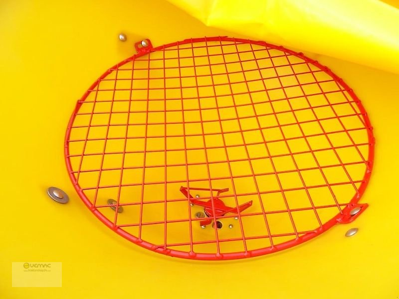 Schneepflug des Typs Vemac Premium 500L Streuer Salzstreuer Düngerstreuer Winterdienst, Neumaschine in Sülzetal OT Osterweddingen (Bild 12)