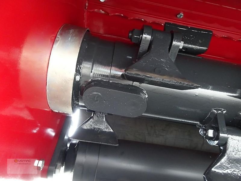 Mulcher des Typs Vemac Mulcher FPM UM250+ Front-Heck Schlegelmulcher 250cm Hammerschlegel NEU, Neumaschine in Osterweddingen / Magdeburg (Bild 13)