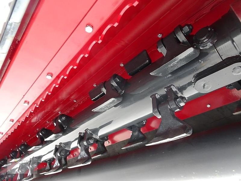 Mulcher des Typs Vemac Mulcher FPM UM280+ Front-Heck Schlegelmulcher 280cm Hammerschlegel NEU, Neumaschine in Osterweddingen / Magdeburg (Bild 20)