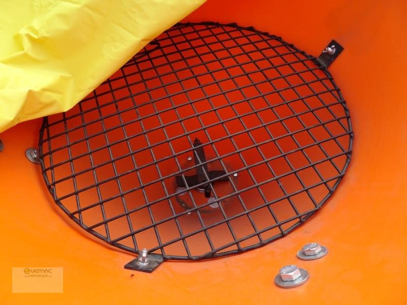 Schneepflug des Typs Vemac Profi 400 Liter Streuer Salzstreuer Winterdienst Neu, Neumaschine in Sülzetal OT Osterweddingen (Bild 11)