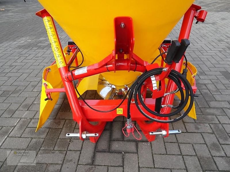 Schneepflug des Typs Vemac Premium 650L Streuer Salzstreuer Düngerstreuer hydraulisch, Neumaschine in Sülzetal OT Osterweddingen (Bild 8)