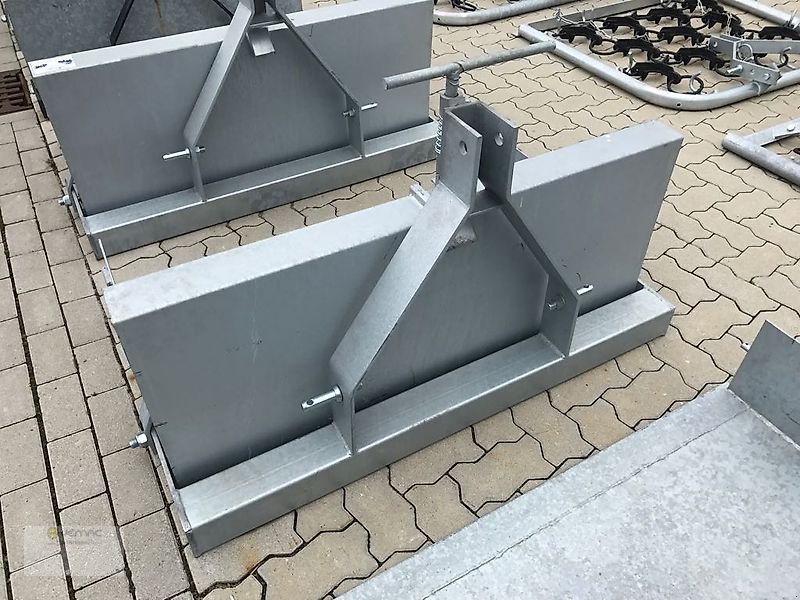 Sonstiges des Typs Vemac Heckschaufel Schaufel Transportbox Heckcontainer HS100 125 150 NEU, Neumaschine in Sülzetal OT Osterweddingen (Bild 4)