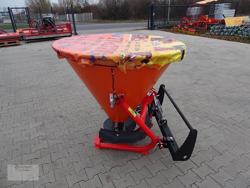 Schneepflug des Typs Dexwal 400L Salzstreuer Düngerstreuer Streuer hydraulischer Antrieb, Neumaschine in Sülzetal OT Osterweddingen (Bild 2)