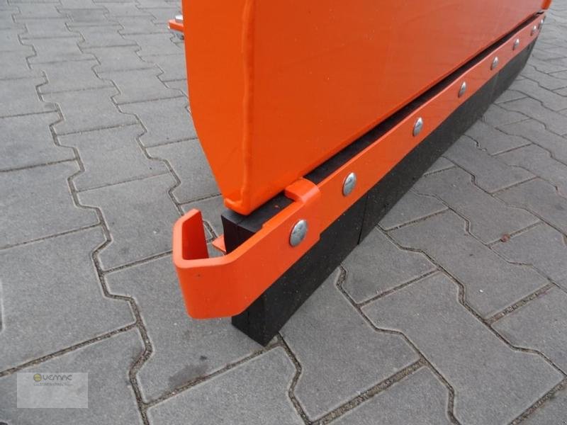 Schneepflug des Typs Vemac Vario Kommunal 300 Schneeschild Schneepflug Pflug NEU, Neumaschine in Sülzetal OT Osterweddingen (Bild 8)