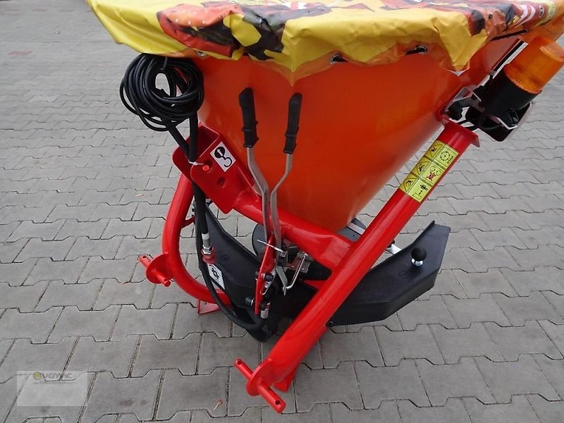 Schneepflug des Typs Dexwal 200H Salzstreuer Streuer Traktor Winter hydraulische Öffnung, Neumaschine in Sülzetal OT Osterweddingen (Bild 12)