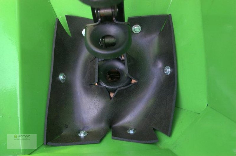 Kartoffellegemaschine des Typs BOMET Kartoffellegemaschine Kartoffelpflanzmaschine 2-reihig NEU, Neumaschine in Sülzetal OT Osterweddingen (Bild 9)