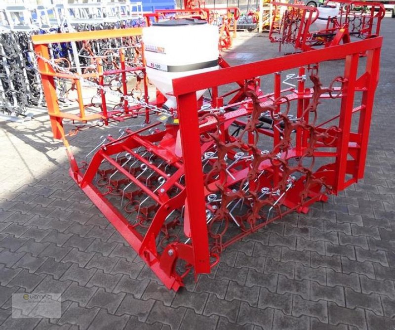 Wiesenegge des Typs Vemac WKJ6 6m Wiesenstriegel Wiesenschleppe Streuer Schleppe NEU, Neumaschine in Sülzetal OT Osterweddingen (Bild 4)