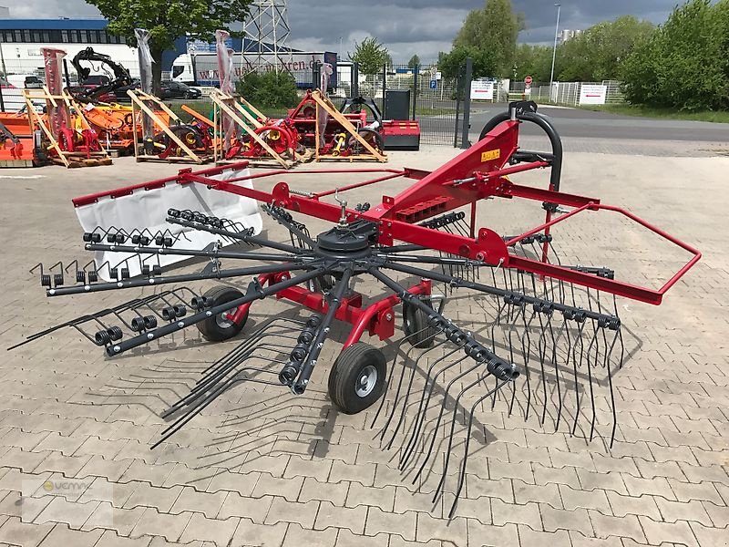 Schwader des Typs Vemac Kreiselschwader 430cm 4,3m Heuschwader Schwader Einkreisel  Kreiselheuschwader NEU, Neumaschine in Osterweddingen / Magdeburg (Bild 1)