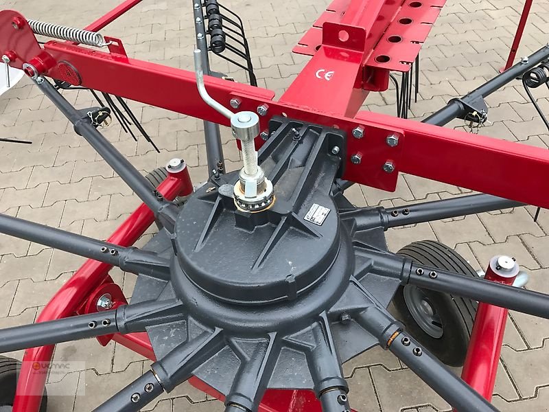 Schwader des Typs Vemac Kreiselschwader 410cm 4,1m Heuschwader Schwader Einkreisel Kreiselheuschwader NEU, Neumaschine in Osterweddingen / Magdeburg (Bild 16)