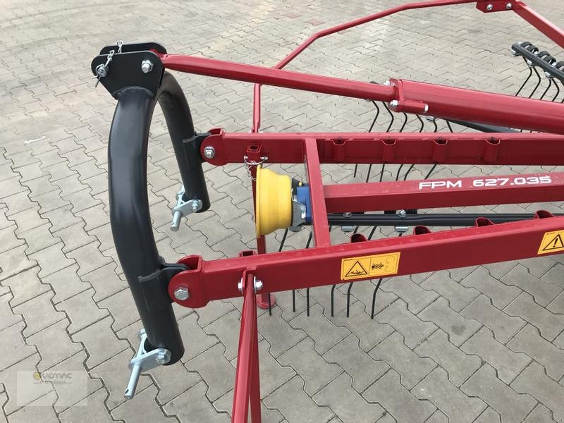 Schwader des Typs Agromehanika Kreiselschwader 320cm 3,2m Heuschwader Schwader Einkreisel Kreiselheuschwader NEU, Neumaschine in Osterweddingen / Magdeburg (Bild 19)