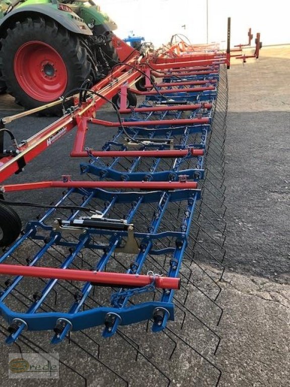 Striegeltechnik & Hacktechnik des Typs Hatzenbichler Originalstriegel 12 m, hydraulische Verstellung, Vorführgerät, Neumaschine in Bad Emstal (Bild 9)