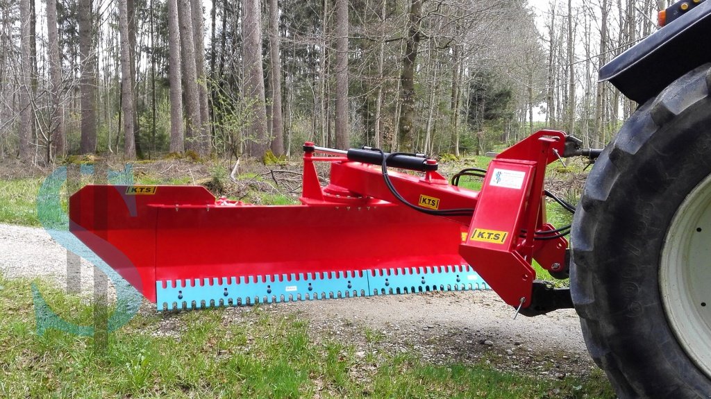 Grader des Typs KTS 2,7 m mit 2 hydr. Zylindern, Neumaschine in Dietramszell (Bild 1)
