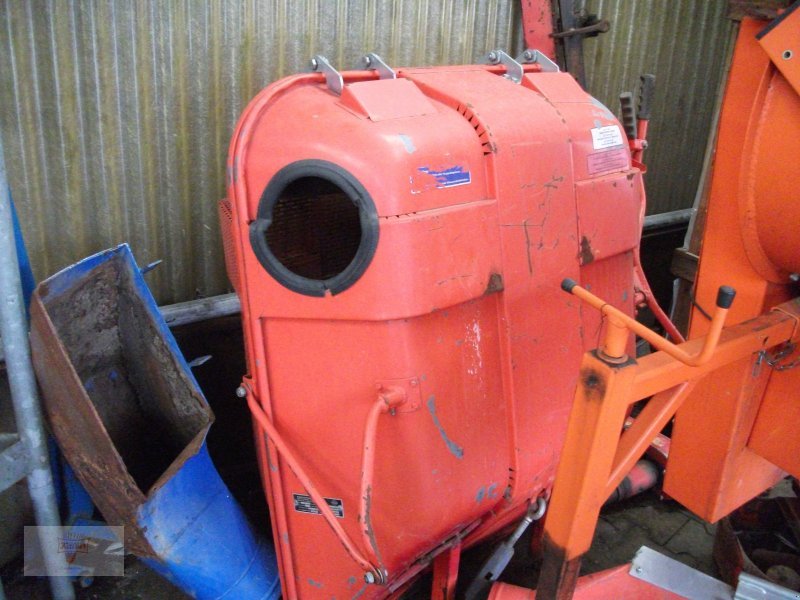 Gras- & Laubsammelcontainer des Typs Sonstige Absuaganlage f Shibaura, Gebrauchtmaschine in Remchingen (Bild 1)