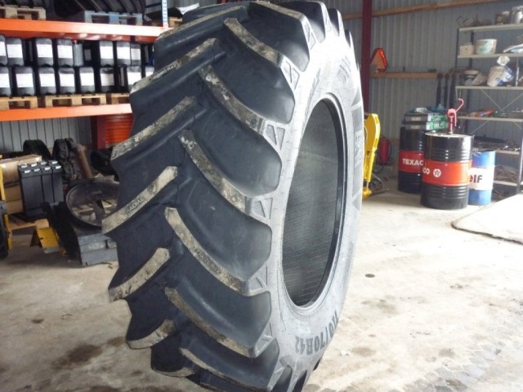 Reifen des Typs BKT 710/70R42, Gebrauchtmaschine in Roslev (Bild 2)