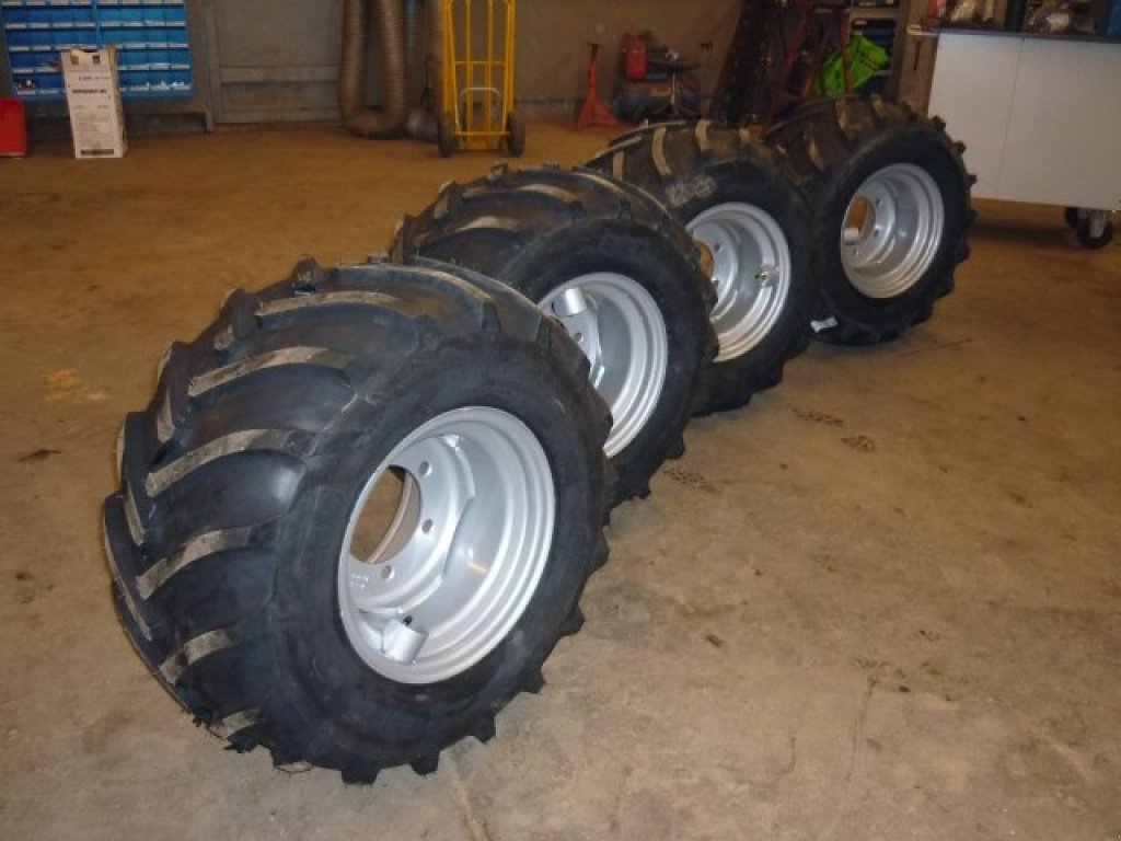 Reifen des Typs BKT 31x15.50x15 - løs dæk., Gebrauchtmaschine in Roslev (Bild 1)