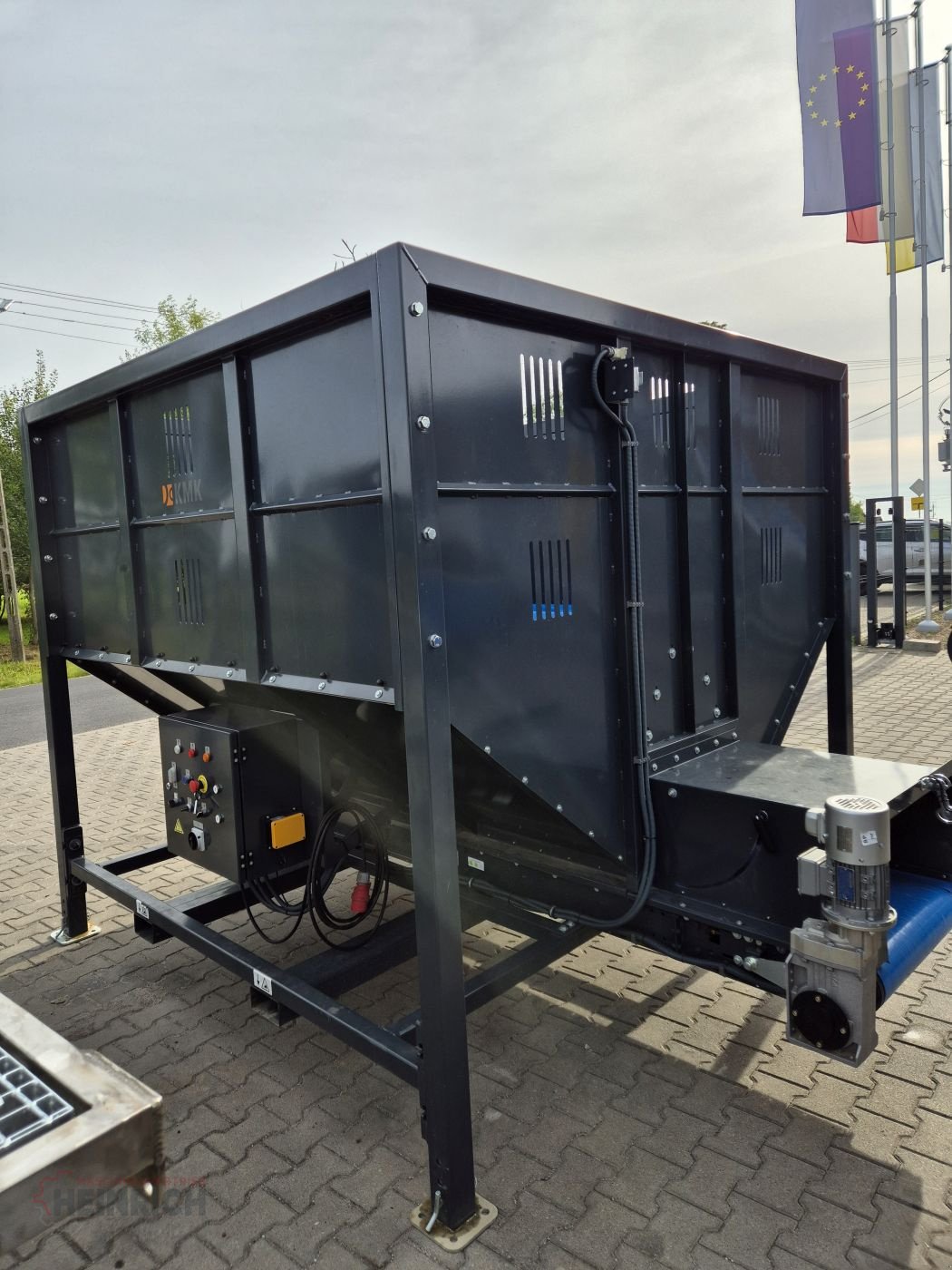 Sonstige Kartoffeltechnik des Typs KMK Vorratsbunker, Bunker, Kartoffelbunker, Neumaschine in Ehekirchen (Bild 9)