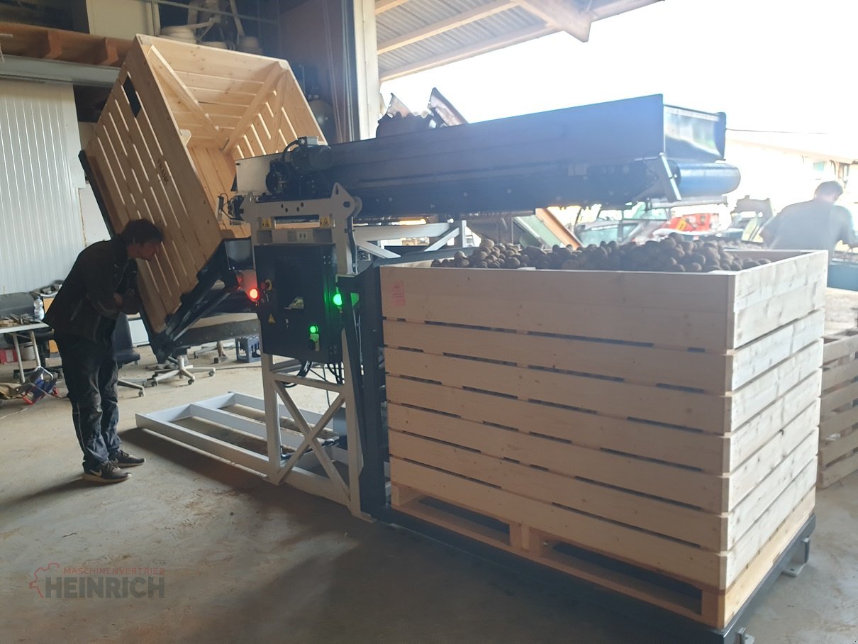 Kartoffellagerungstechnik des Typs KMK Kistenfüller, Kisten befüllen, NS2, Neumaschine in Ehekirchen (Bild 9)