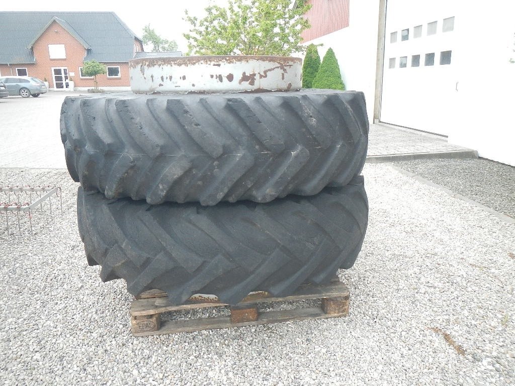 Reifen des Typs Firestone 18.4 R38 D112, Gebrauchtmaschine in Aabenraa (Bild 4)