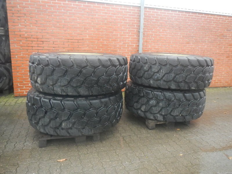 Felge des Typs Bridgestone 20.5R25 VJT - D117, Gebrauchtmaschine in Aabenraa (Bild 1)