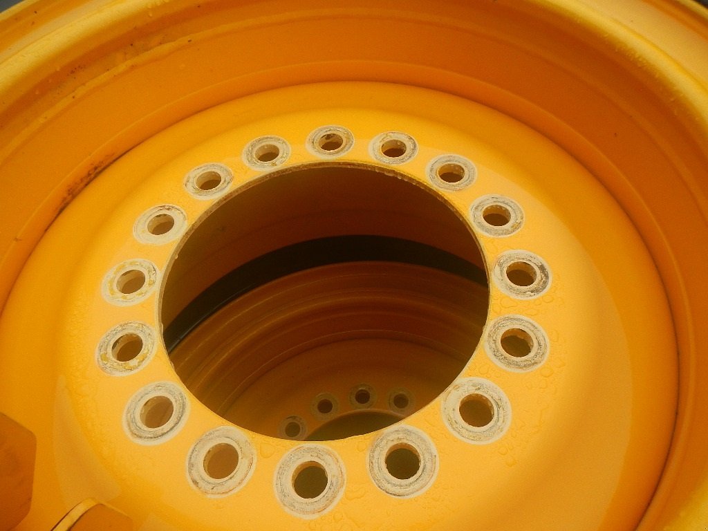 Felge des Typs Bridgestone 20.5R25 VJT - D117, Gebrauchtmaschine in Aabenraa (Bild 5)