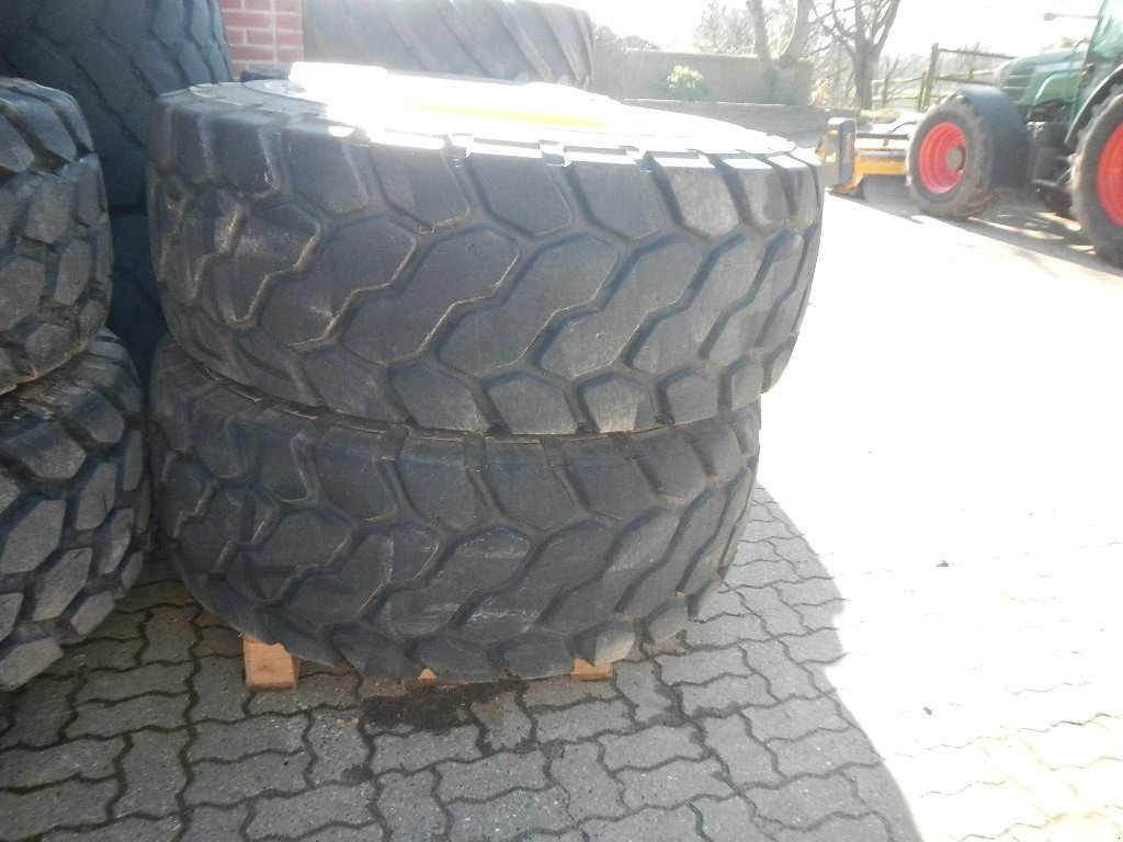 Felge des Typs Bridgestone 20.5R25 D150, Gebrauchtmaschine in Aabenraa (Bild 4)