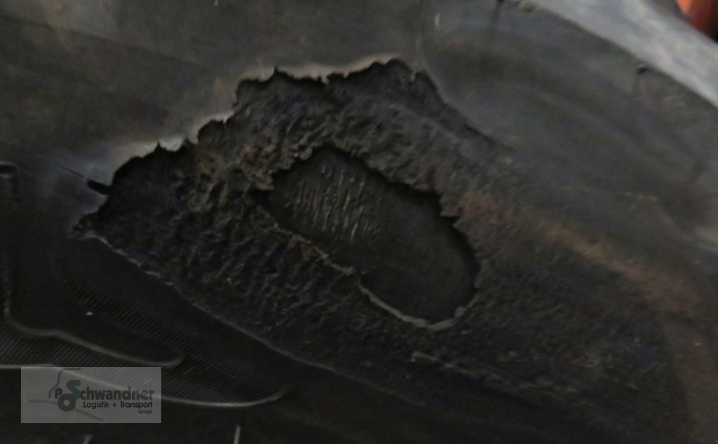 Reifen des Typs Mitas 460/70 R24, Gebrauchtmaschine in Pfreimd (Bild 4)