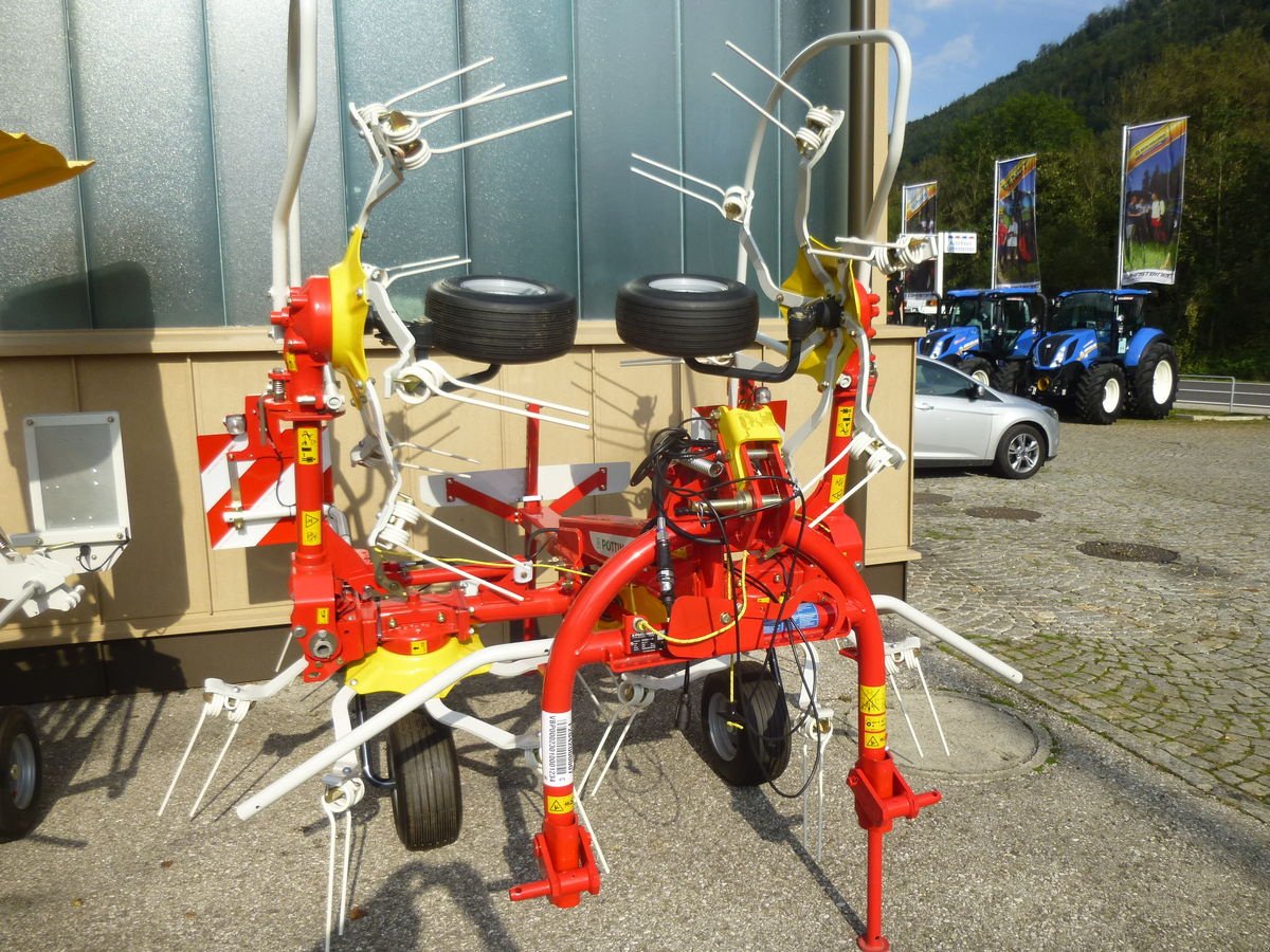 Kreiselheuer des Typs Pöttinger HIT 4.47 Frühbezugsaktion, Neumaschine in Ebensee (Bild 2)