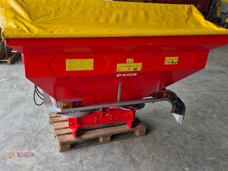 Düngerstreuer des Typs Akpil Siew XL 600 / 800 / 1000 / 1200L, Neumaschine in Neumarkt (Bild 1)