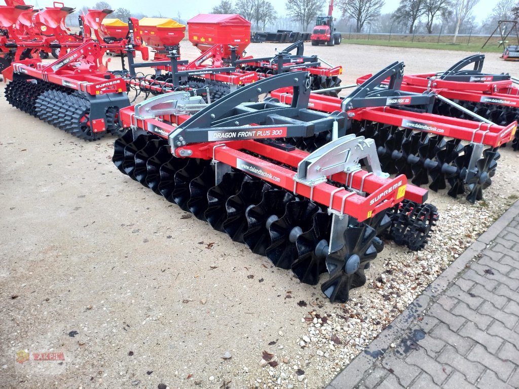 Packer & Walze des Typs DA Landtechnik DRAGON Front plus, Neumaschine in Neumarkt (Bild 2)