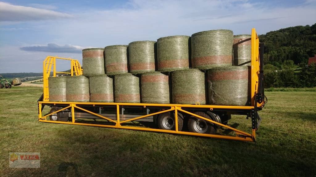 Ballentransportwagen des Typs WIELTON S9, S12, S14, S18 und S24, Neumaschine in Neumarkt (Bild 2)