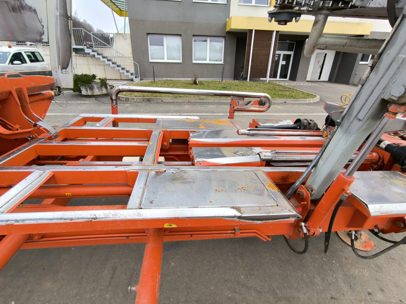 Ballensammelwagen des Typs Arcusin F 54 - 63, Gebrauchtmaschine in Ostrava - Polanka (Bild 9)