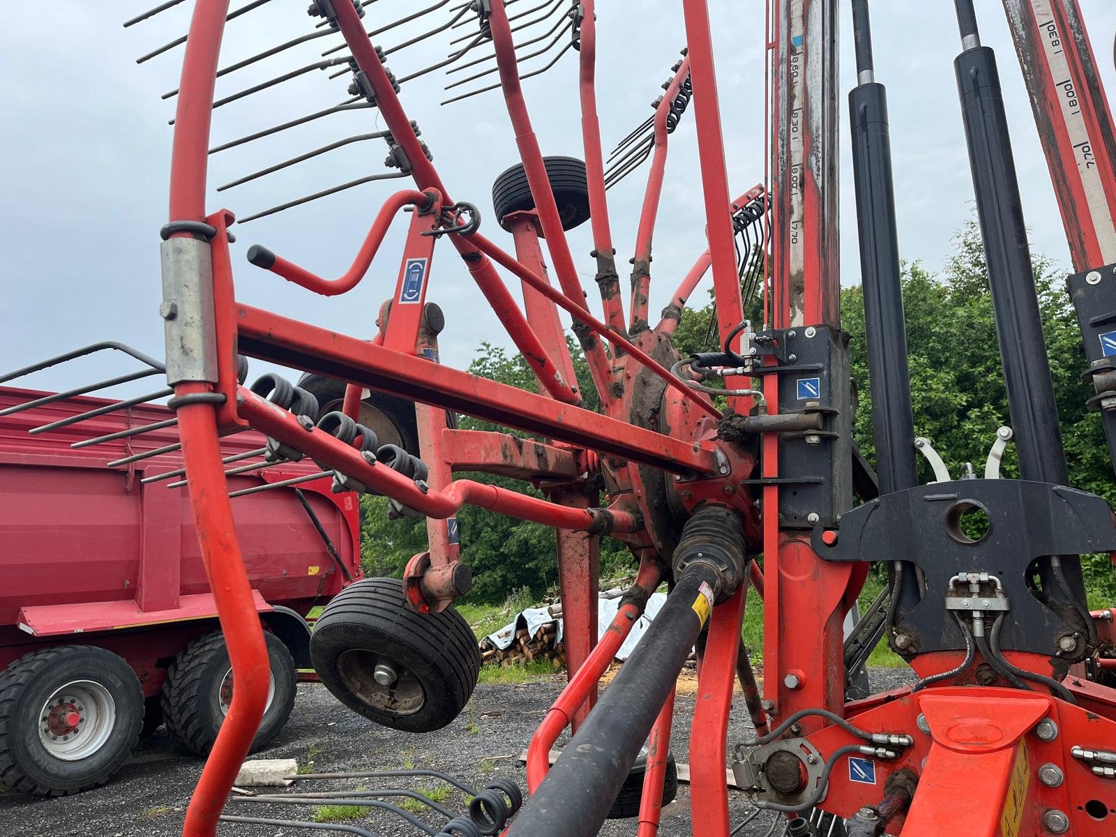 Schwader des Typs Kuhn GA 8731, Gebrauchtmaschine in Ostrava - Polanka (Bild 13)