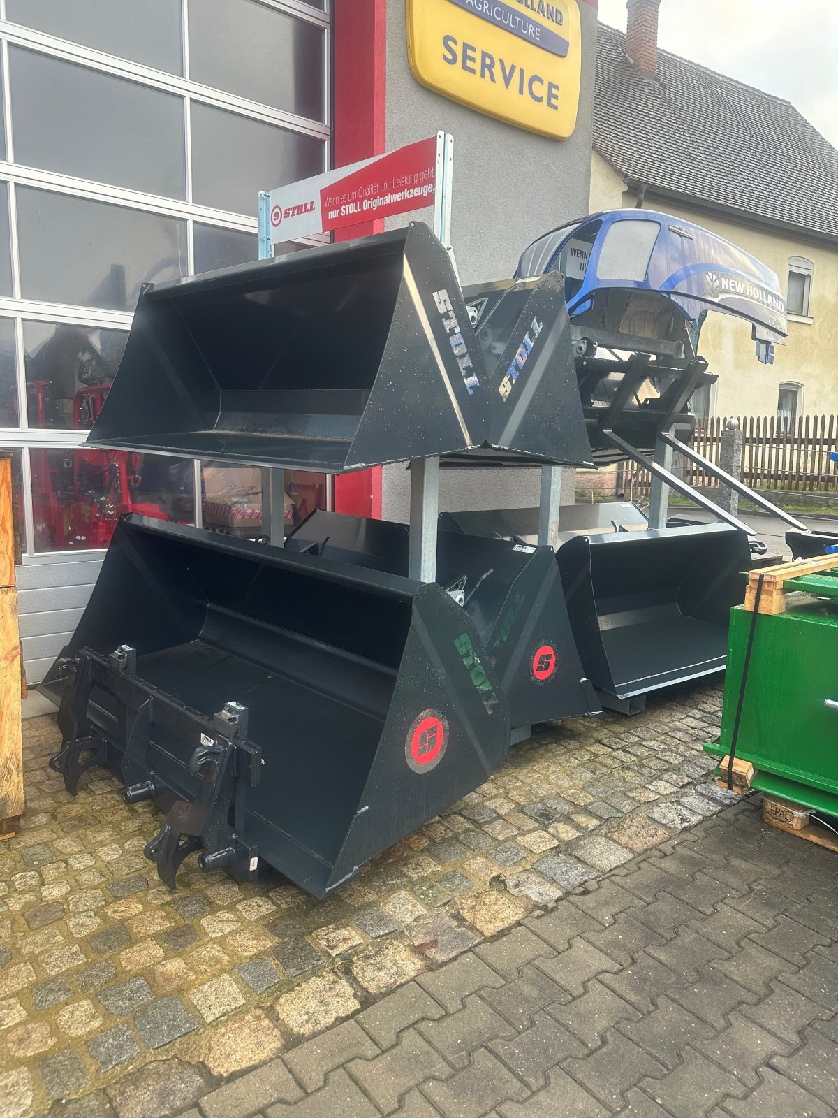 Frontladerzubehör (Bagger) des Typs Stoll Zubehör, Neumaschine in Schwabach (Bild 1)