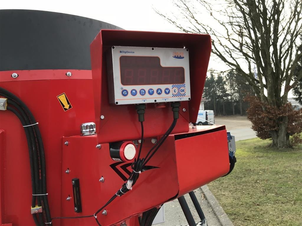 Futterverteilwagen des Typs FiMAKS FMV 3, Gebrauchtmaschine in Herning (Bild 7)