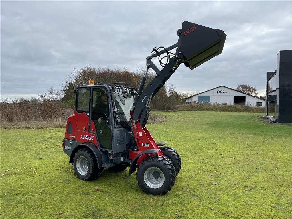 Kompaktlader des Typs Sonstige 3040 Kabine, Gebrauchtmaschine in Herning (Bild 12)