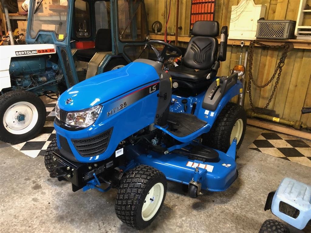 Geräteträger des Typs LS Tractor MT1.25, Gebrauchtmaschine in Herning (Bild 15)