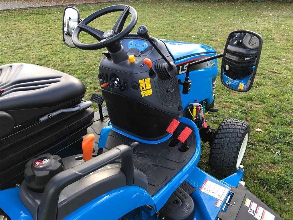 Geräteträger des Typs LS Tractor MT1.25, Gebrauchtmaschine in Herning (Bild 12)