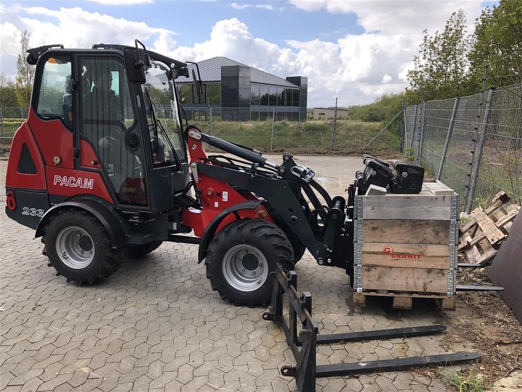 Kompaktlader des Typs Sonstige 3040 Kabine 2 Ton, Gebrauchtmaschine in Herning (Bild 17)