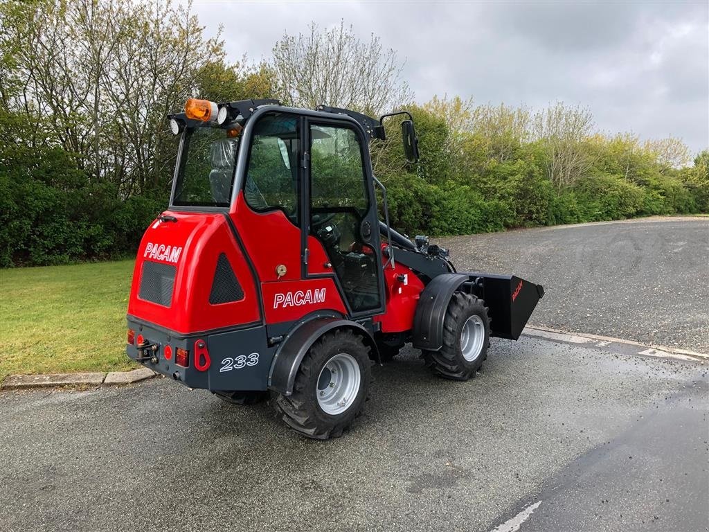 Kompaktlader des Typs Sonstige 3040 Kabine 2 Ton, Gebrauchtmaschine in Herning (Bild 8)