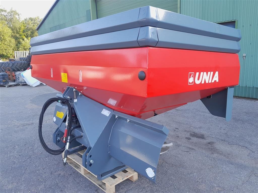 Düngerstreuer des Typs Unia MXL 3000, Gebrauchtmaschine in Hadsund (Bild 8)