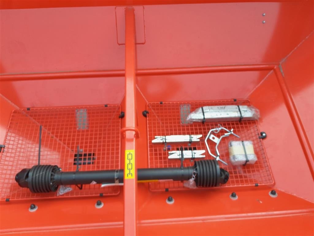 Düngerstreuer des Typs Unia MXL 3000, Gebrauchtmaschine in Hadsund (Bild 18)