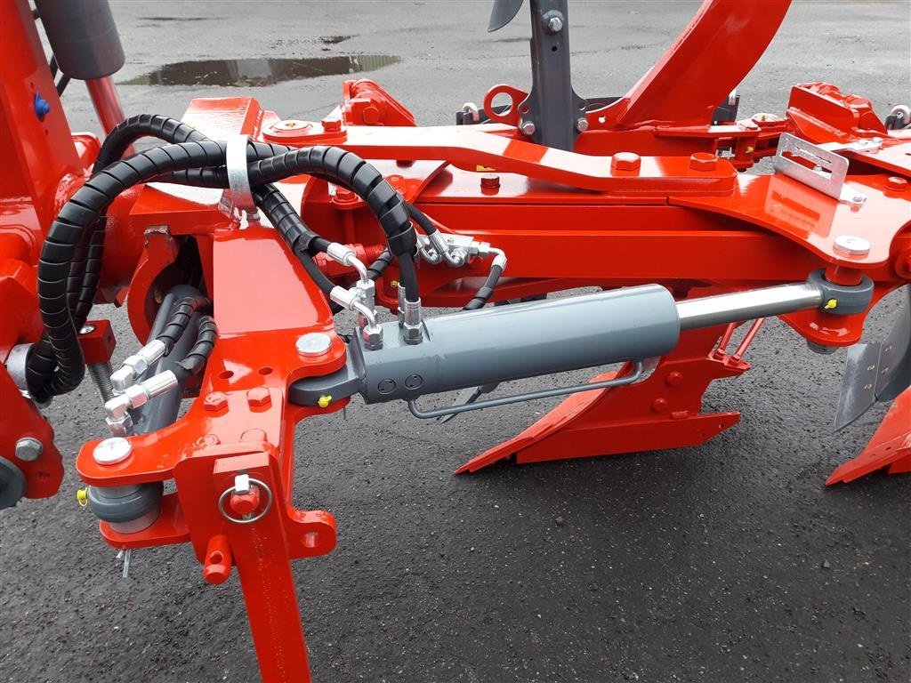 Pflug des Typs Unia Vario 4 S Plus, Gebrauchtmaschine in Hadsund (Bild 14)